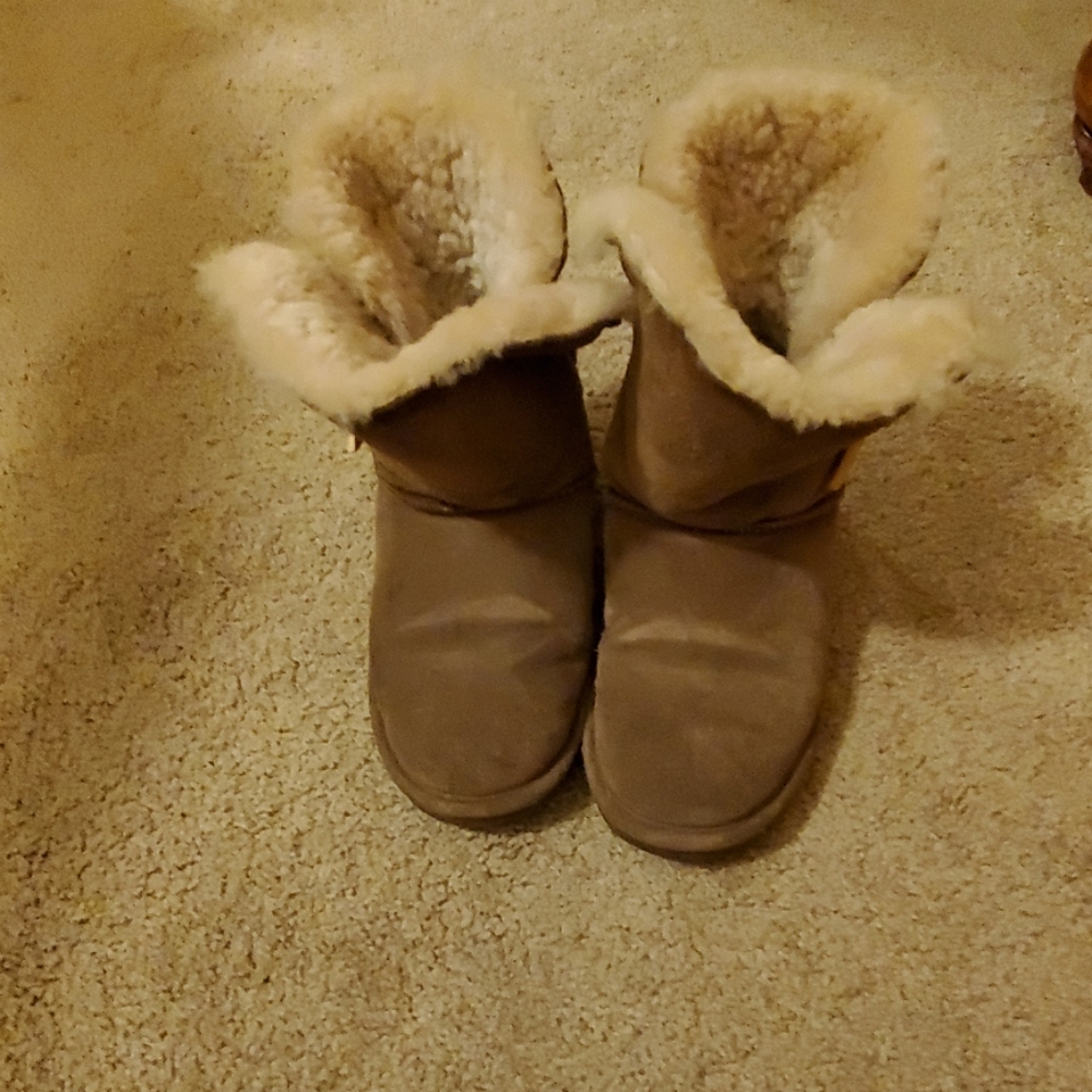 Bearpaw boots